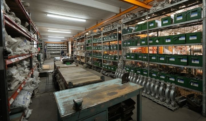 Fábrica y depósito 1